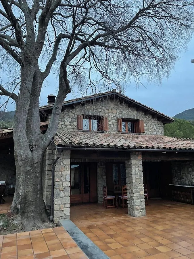 El Vilarot. La Casa De Piedra En La Naturaleza. Girona 0*,  Spain